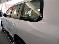 تۆیۆتا لاند کروزەر